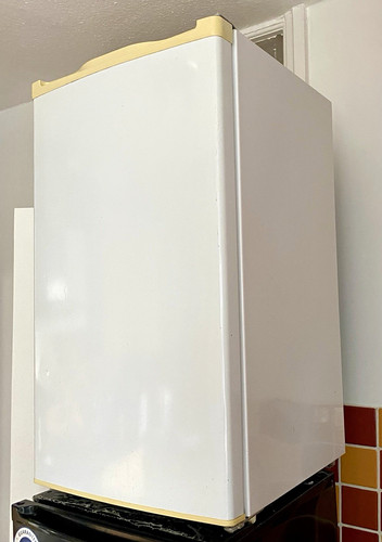 Essentials cuf48w13 table - cuf48w13,