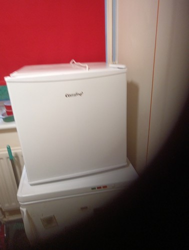 Table top freezer nearly new - top,